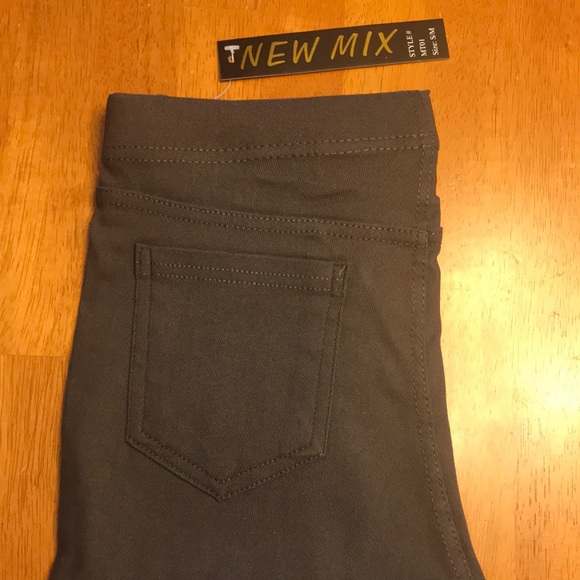 🔥HP!!! Moto Leggings- Back Pockets🔥 - Picture 5 of 7